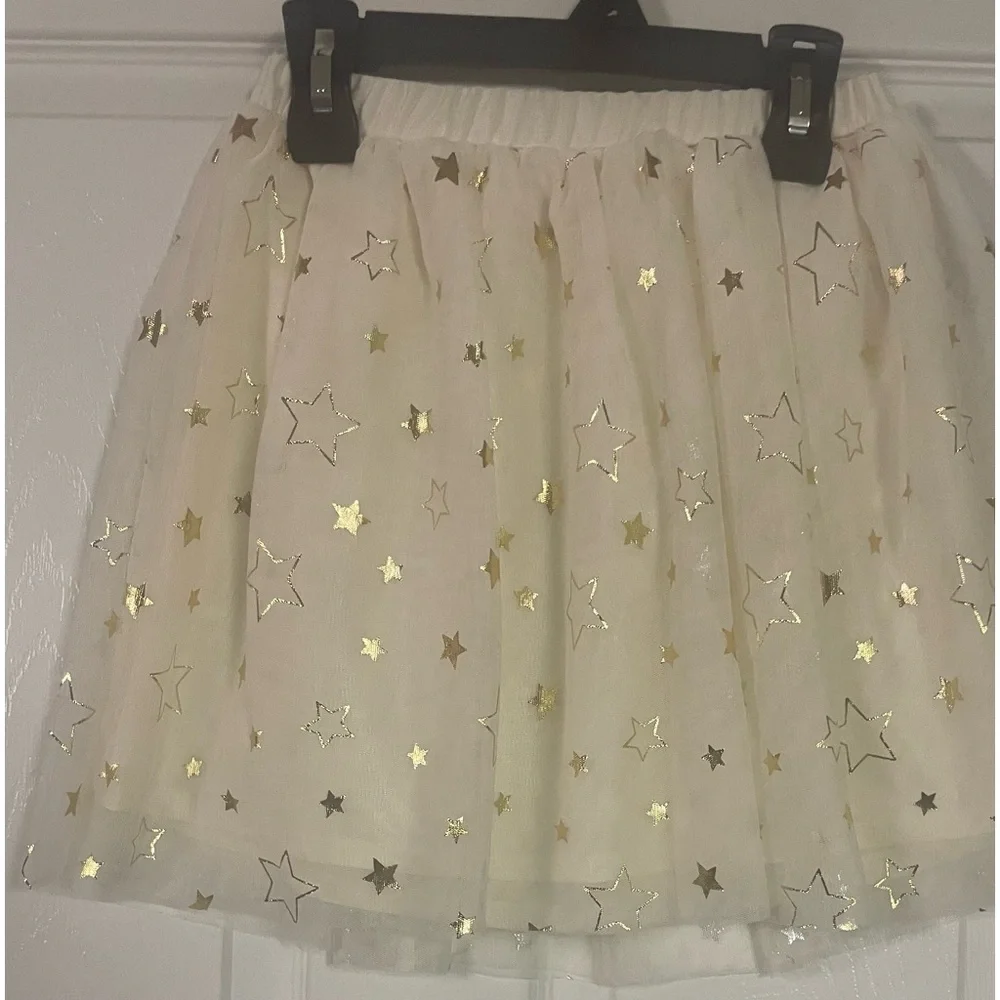 🔴3/$12 Holiday Time Cream Sequin Embellished Mesh Skirt! NWT! Size Medium (7-8)